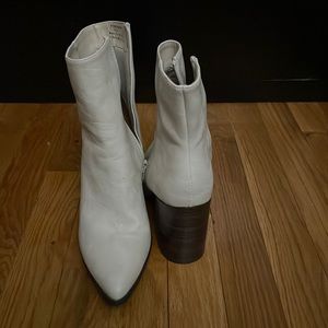 NWOT off white booties